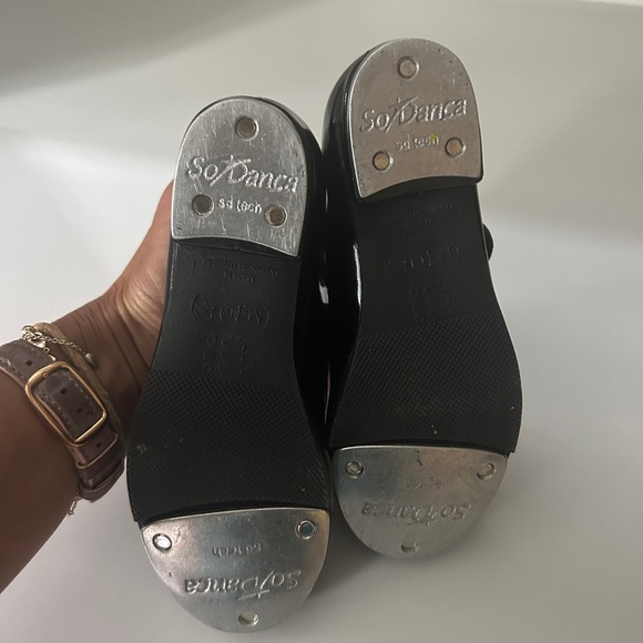 SoDance tap dance shoes - my three year old grew out of them after one season - Picture 4 of 5